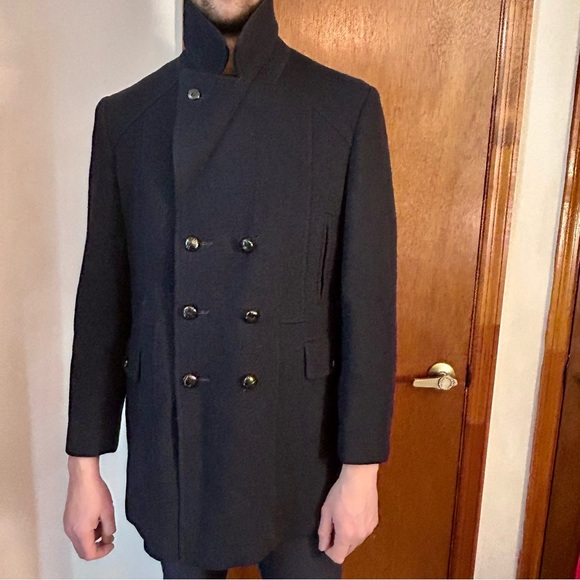 Men's Navy 100% Virgin Wool Double-Breasted Statement Peacoat - Picture 2 of 9